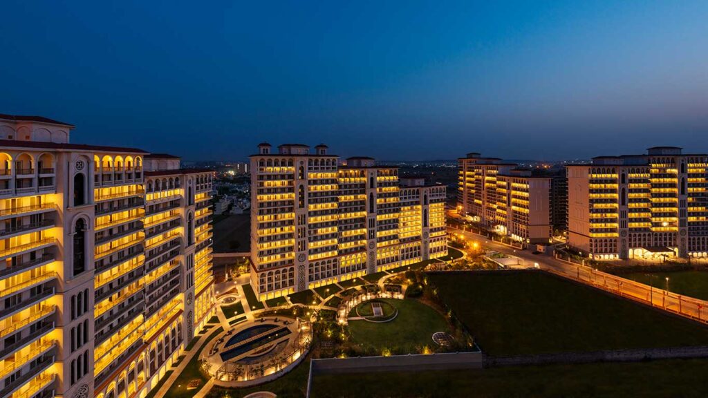 DLF Sky Court
